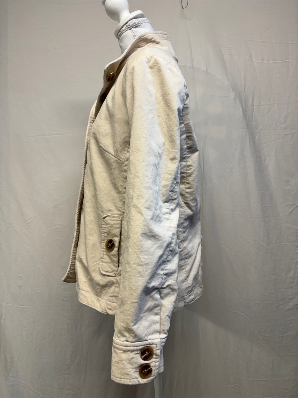 Women's Cream Jacket with Button Front - Picture 3 of 9